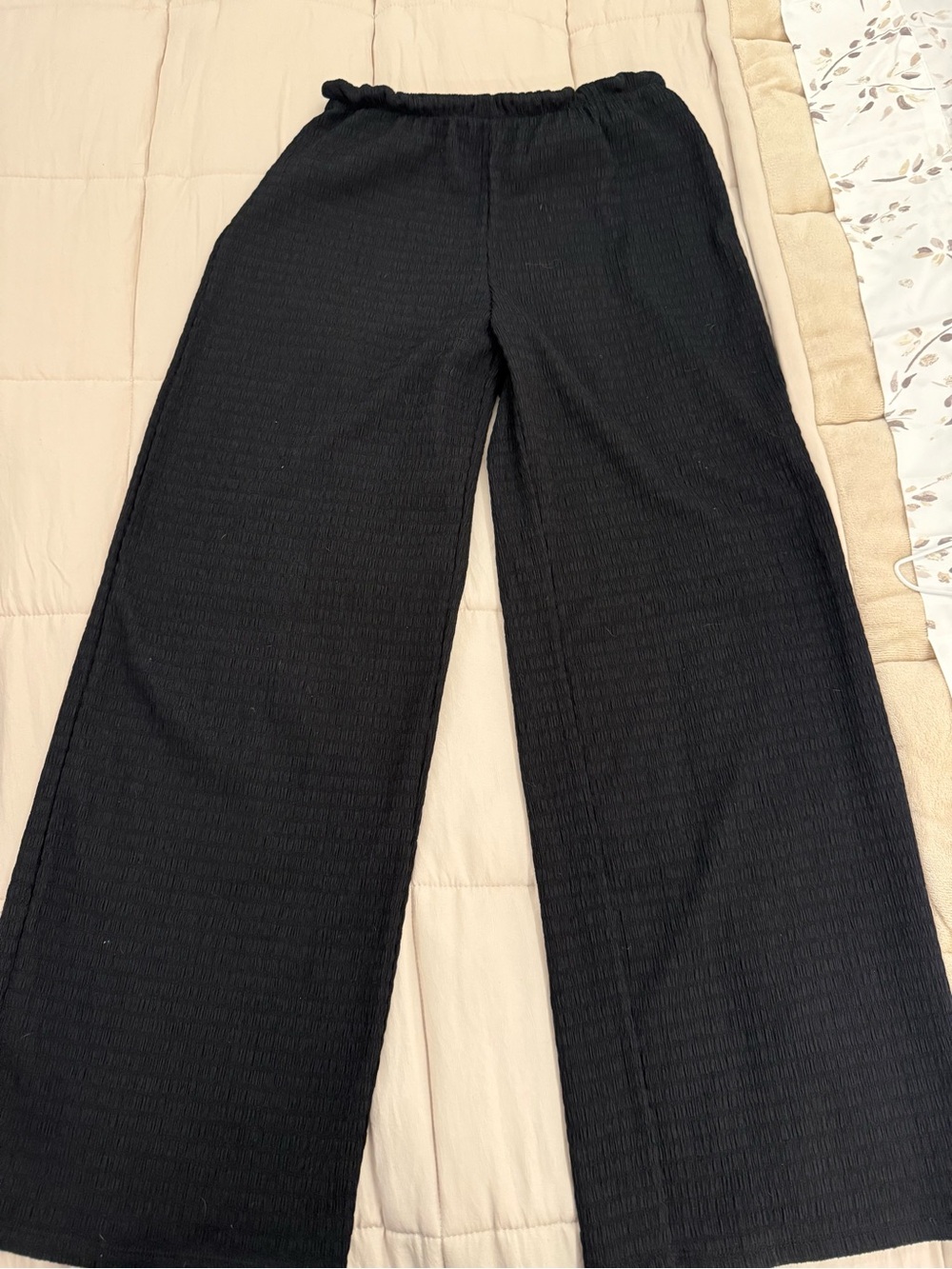 H&M Black Wide-Leg Elastic Waist Pants